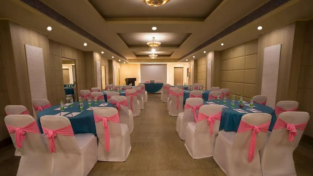 Sarovar Portico Naraina, Hotel New Delhi