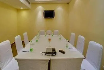 Sarovar Portico Naraina, Hotel New Delhi